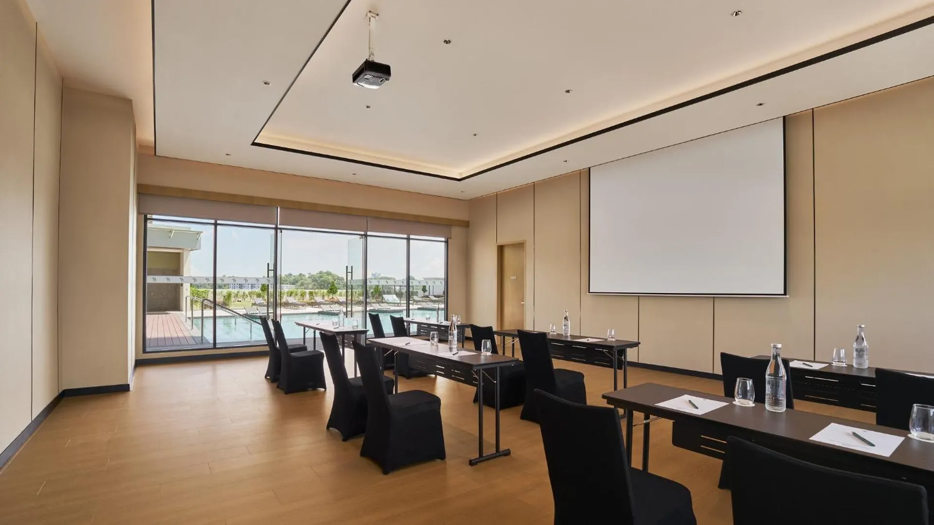 Holiday Inn & Suites Penang Prai By Ihg Bukit Mertajam
