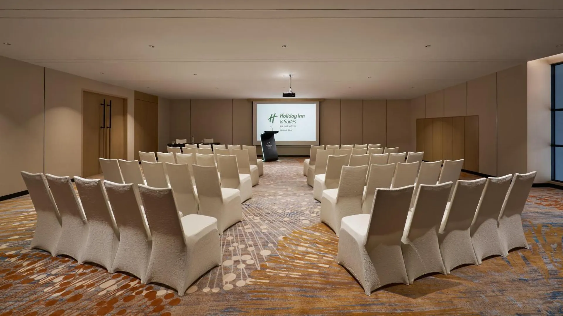 Holiday Inn & Suites Penang Prai By Ihg Bukit Mertajam 4*,